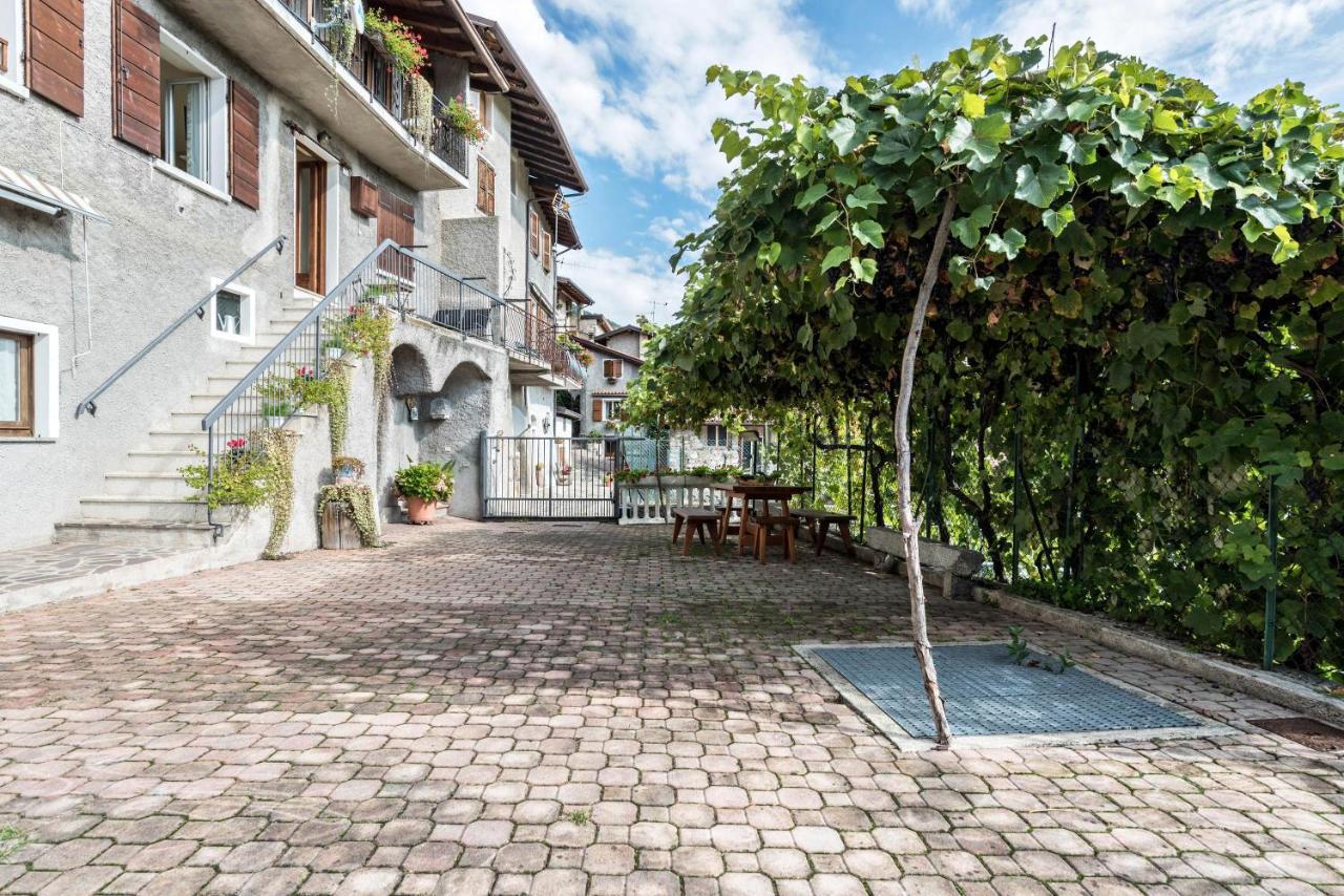 Casa Vacanze Voiandes Tremosine Exterior foto